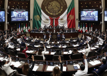 Incertidumbre política en México: sin reforma electoral, ¿qué cambia para la economía y tus impuestos?